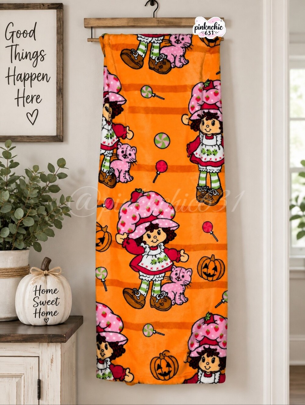 Strawberry Shortcake and Custard Halloween Plush Pumpkin Throw Blanket